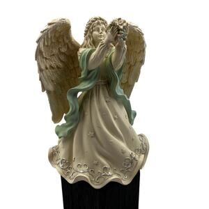 Angelstar Platinum Series 2009 Fairy Angel Holding Flowers Wings Figurine 8 Inch